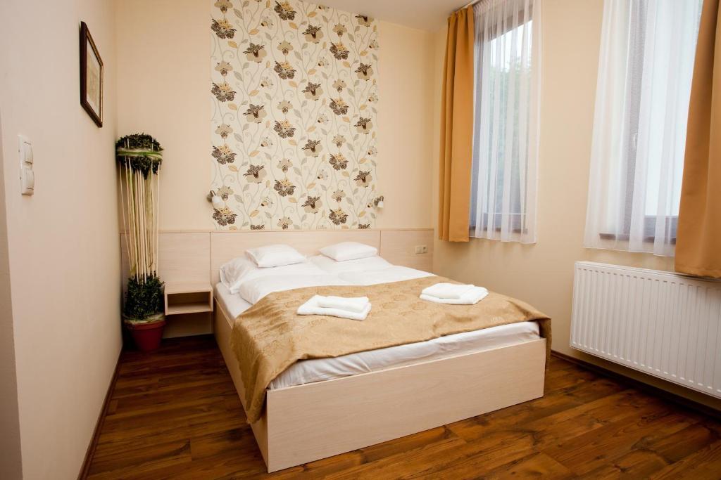 シオーフォク Piroska Csarda Es Panzio Bed & Breakfast エクステリア 写真